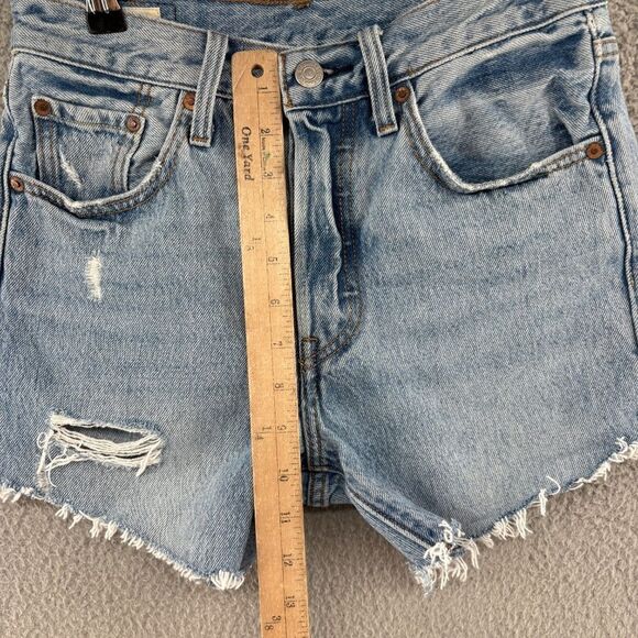 Levi 501 Distressed Denim Shorts High Waisted Sz 25 light blue - Picture 5 of 12